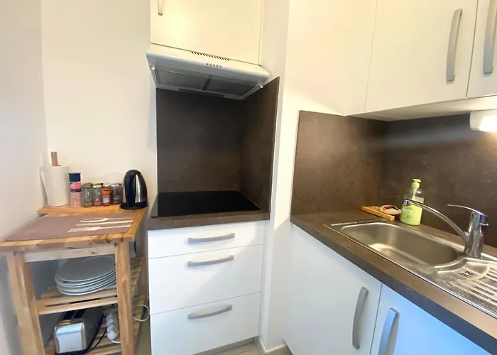 Jolie T2 Au Calme à 2 Pas Du Vieux Port Appartement *